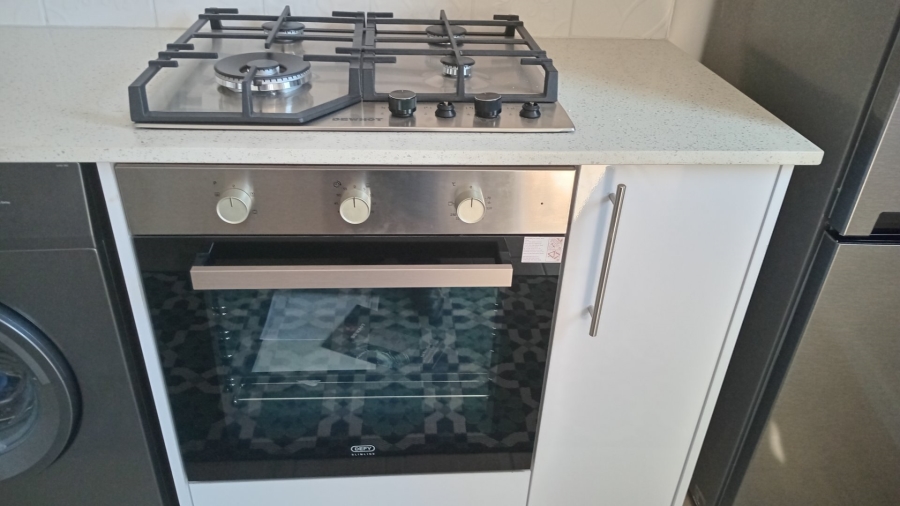 2 Bedroom Property for Sale in Table View Western Cape
